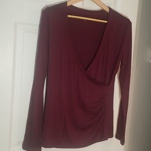 Ladies burgundy longsleeve